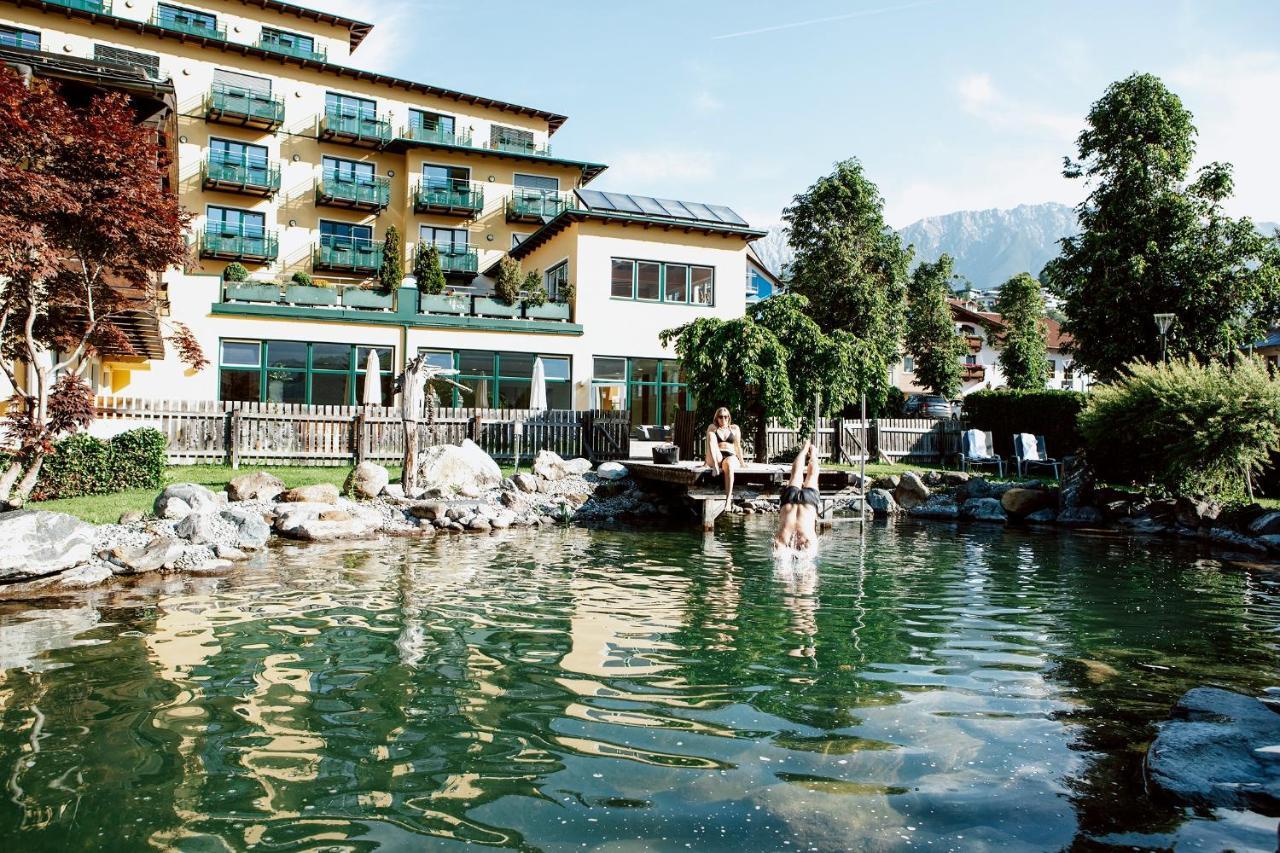 Hotel Zum Hirschen امست المظهر الخارجي الصورة