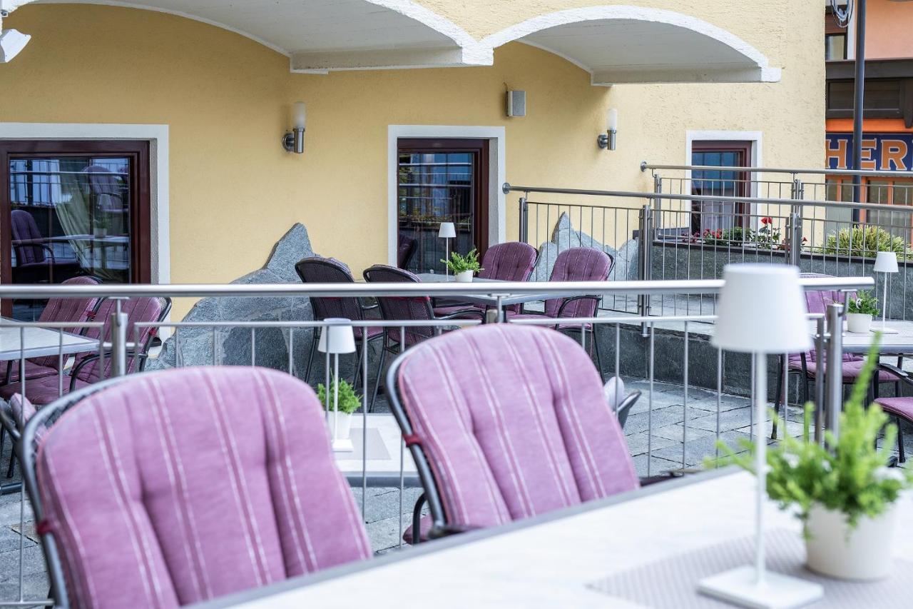 Hotel Zum Hirschen امست المظهر الخارجي الصورة