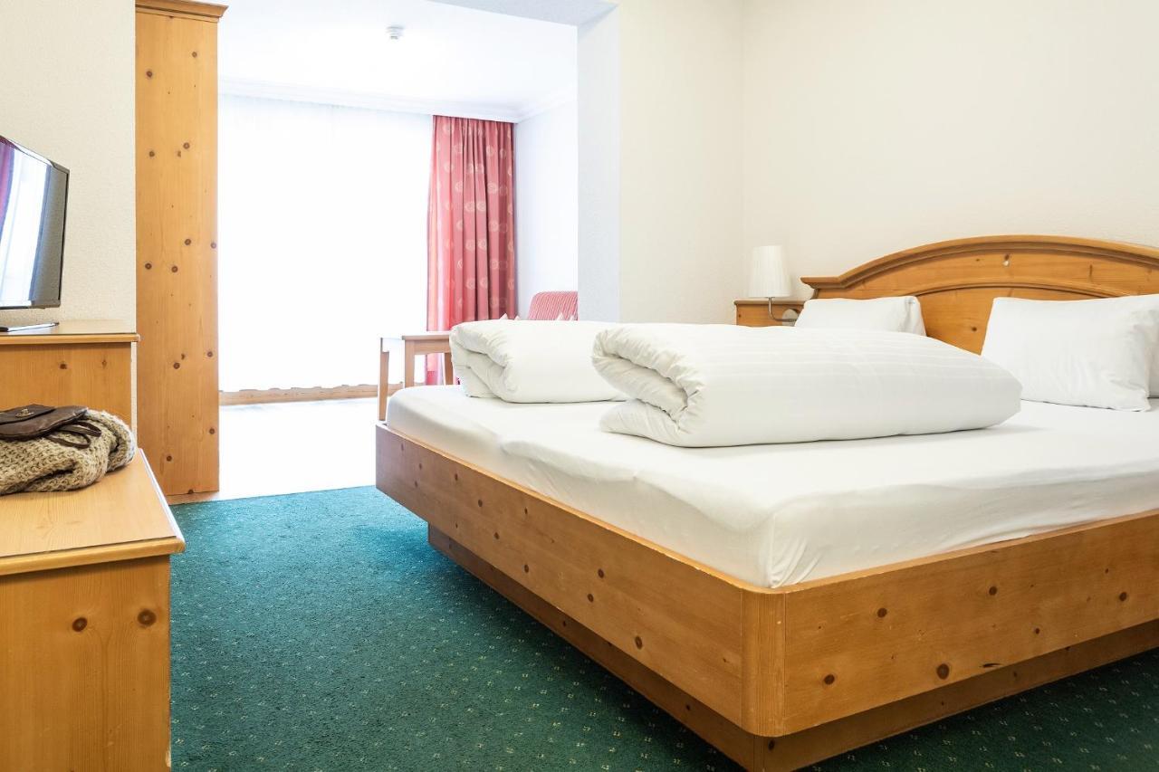 Hotel Zum Hirschen امست المظهر الخارجي الصورة